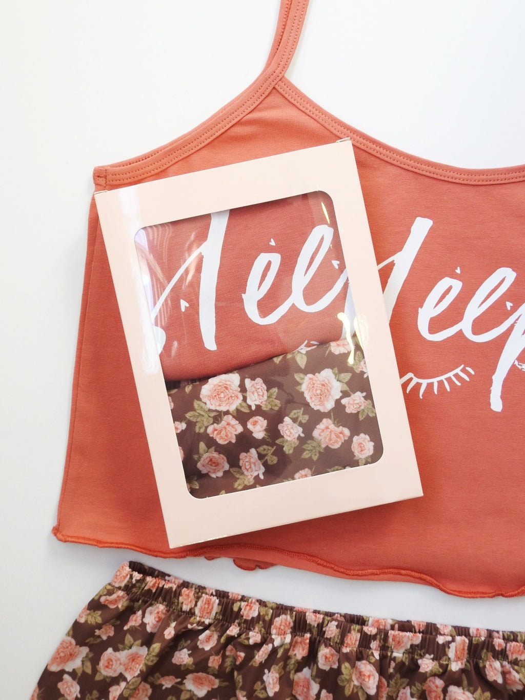 ÇİÇEK DESENLİ BASKILI ŞORT TAKIM